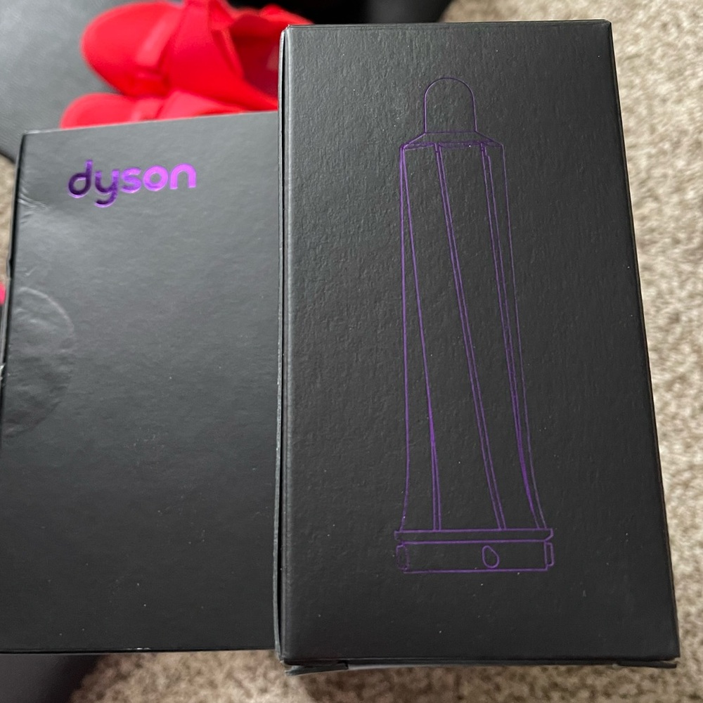 Dyson 1.2 barrels